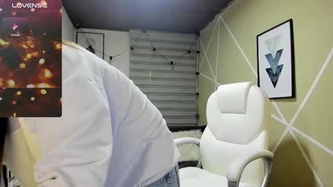 Enma clark online show from December 2025 04:09:01 AM