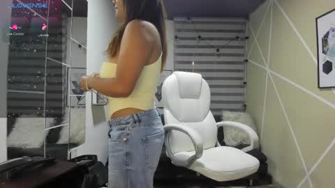 Enma clark online show from March 2026 03:33:02 AM