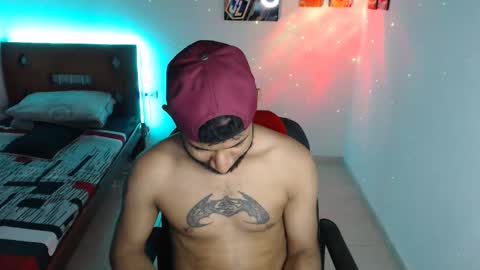 Snapshot of enriblack92 chatting on December 2024 06:53:01 PM enriblack92 online show from December 2024 06:53:01 PM