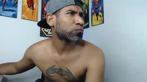 Snapshot of enriblack92 chatting on January 2025 04:28:02 AM enriblack92 online show from January 2025 04:28:02 AM