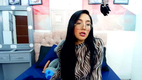 Enyel online show from February 2025 08:35:02 PM