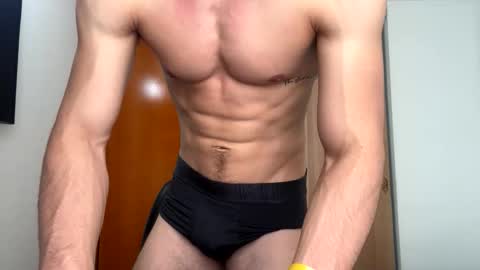 enzo_savage online show from February 2026 07:26:02 PM