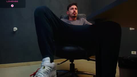 EnzoRace online show from October 2025 06:15:01 AM