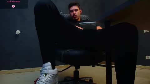 EnzoRace online show from October 2025 07:09:02 AM