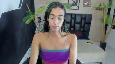 Snapshot of epril_zoyert chatting on June 2026 02:14:02 AM epril_zoyert online show from June 2026 02:14:02 AM