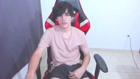 eren_tatakae online show from November 2025 03:18:02 AM