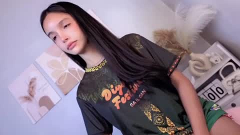 Snapshot of eres_guapa chatting on July 2026 02:17:02 AM Elisa online show from July 2026 02:17:02 AM