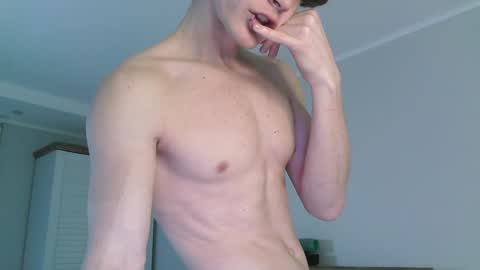 Snapshot of eric_crush chatting on January 2025 03:51:02 AM Eric Crush online show from January 2025 03:51:02 AM