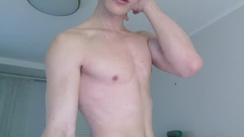 Snapshot of eric_crush chatting on February 2025 03:53:02 AM Eric Crush online show from February 2025 03:53:02 AM