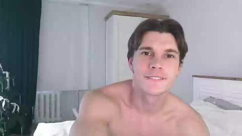 Snapshot of eric_crush chatting on January 2026 07:35:01 AM Eric Crush online show from January 2026 07:35:01 AM