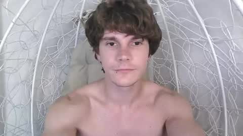 Snapshot of eric_crush chatting on July 2026 01:11:01 AM Eric Crush online show from July 2026 01:11:01 AM