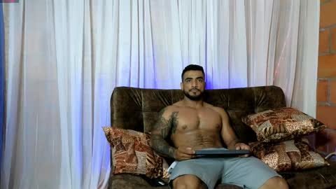 Snapshot of eric_harrison1 chatting on December 2024 09:52:02 PM Brayan online show from December 2024 09:52:02 PM