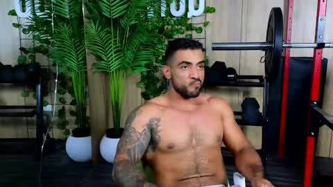 Snapshot of eric_harrison1 chatting on December 2024 03:15:02 AM Brayan online show from December 2024 03:15:02 AM