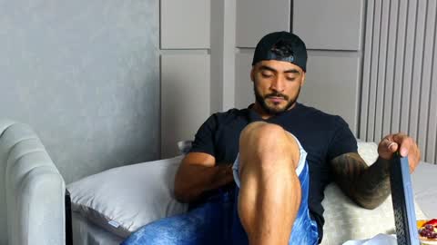 Snapshot of eric_harrison1 chatting on December 2024 11:31:01 PM Brayan online show from December 2024 11:31:01 PM