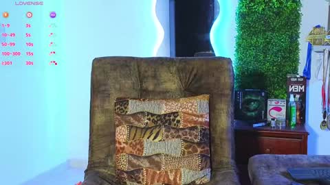 Snapshot of eric_harrison1 chatting on January 2025 01:52:01 AM Brayan online show from January 2025 01:52:01 AM
