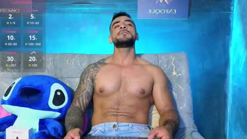 Brayan online show from October 2025 12:12:02 AM