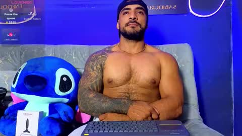 Brayan online show from December 2025 03:24:02 AM