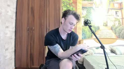 Eric online show from October 2025 07:05:02 AM