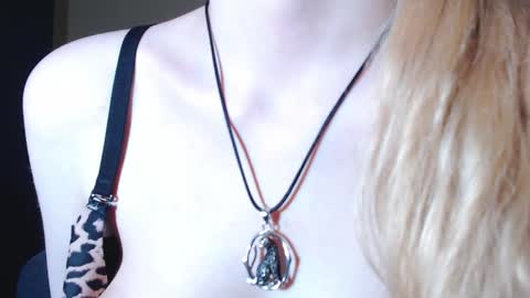 Erica online show from March 2026 06:24:02 PM