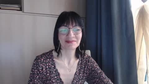 ericablack8 online show from April 2026 03:01:01 PM