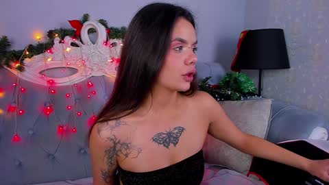 ericaevan online show from January 2025 12:10:01 PM