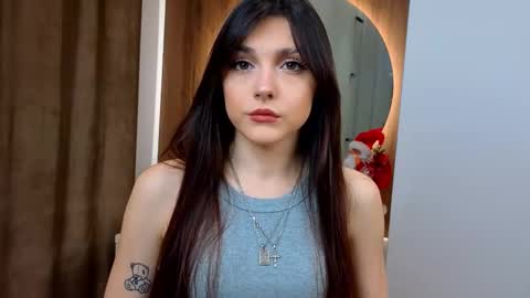 Snapshot of ericapapandrea chatting on December 2025 02:29:01 AM Dina online show from December 2025 02:29:01 AM