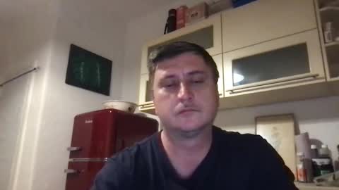 erik_69_69 online show from December 2025 06:23:01 PM