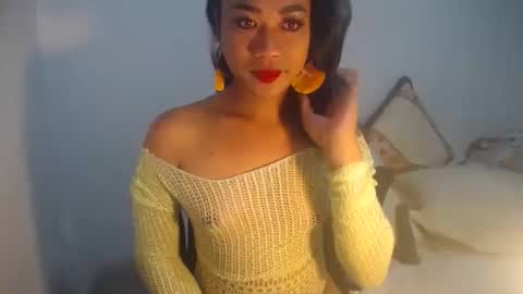 Snapshot of erika_madrigal chatting on December 2024 10:59:01 PM erika_madrigal online show from December 2024 10:59:01 PM