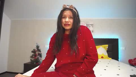 Snapshot of erikagold chatting on December 2024 06:14:01 AM ErikaGold online show from December 2024 06:14:01 AM