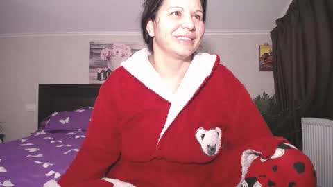 Snapshot of erikagold chatting on February 2025 06:10:02 PM ErikaGold online show from February 2025 06:10:02 PM