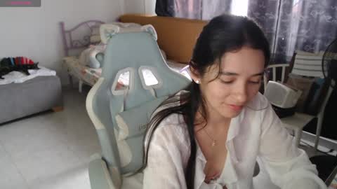 erina_1 online show from March 2026 05:24:02 PM