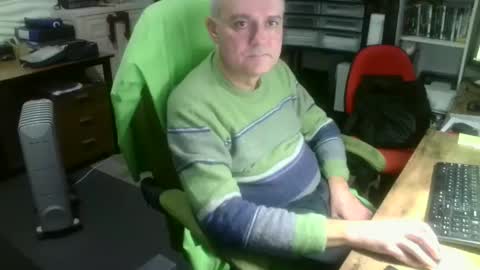 Snapshot of ernello chatting on September 2025 01:05:02 PM ernello online show from September 2025 01:05:02 PM