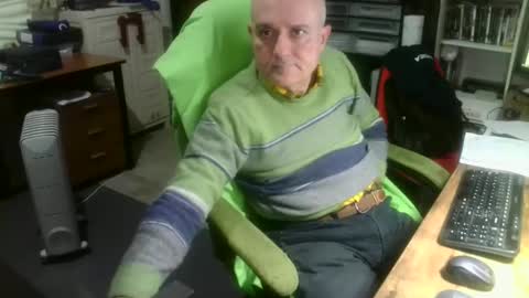 Snapshot of ernello chatting on October 2025 10:39:01 PM ernello online show from October 2025 10:39:01 PM