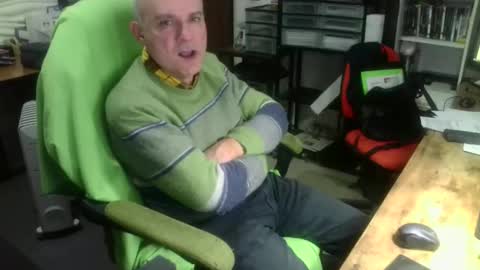 Snapshot of ernello chatting on October 2025 08:40:02 PM ernello online show from October 2025 08:40:02 PM