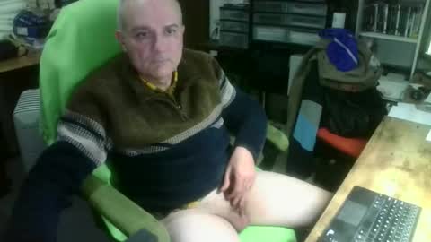Snapshot of ernello chatting on October 2025 06:19:02 PM ernello online show from October 2025 06:19:02 PM