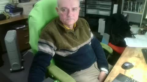 Snapshot of ernello chatting on October 2025 12:39:01 PM ernello online show from October 2025 12:39:01 PM