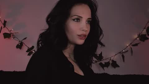 erohaze online show from November 2025 04:06:01 PM