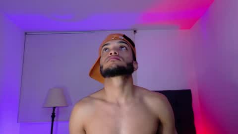 Snapshot of eros_chipre chatting on May 2026 05:38:01 AM Eros online show from May 2026 05:38:01 AM