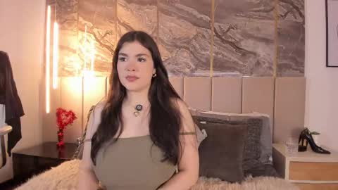 Karen online show from October 2025 07:14:01 PM