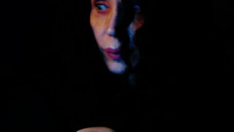 Snapshot of eskeira_ chatting on March 2025 08:31:01 PM Esther online show from March 2025 08:31:01 PM