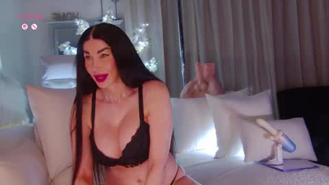 Esther online show from March 2026 05:16:01 PM