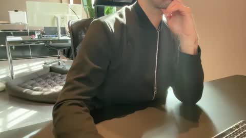 Snapshot of eskp chatting on September 2025 09:31:01 AM eskp online show from September 2025 09:31:01 AM