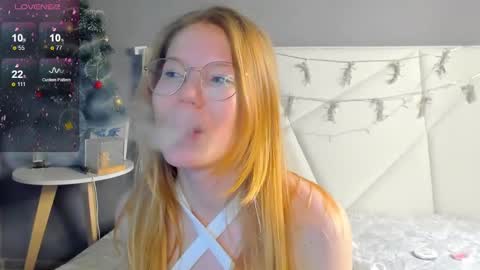 Snapshot of esme_runn chatting on January 2025 01:18:02 PM Esme Runn online show from January 2025 01:18:02 PM