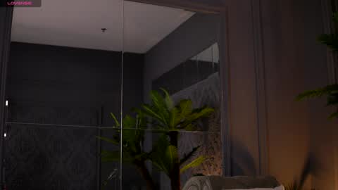 Raluca  online show from February 2025 10:53:02 PM