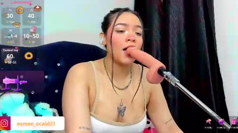 Snapshot of esmecaldwel chatting on June 2026 06:10:02 PM Esme Caldwel online show from June 2026 06:10:02 PM