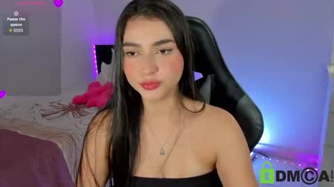 Esmeralda online show from July 2026 12:31:02 PM