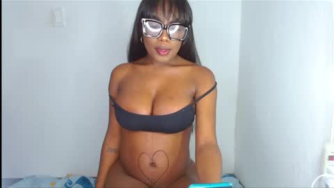 Snapshot of esmeralda_parck chatting on February 2025 02:52:02 PM Esmeralda parck online show from February 2025 02:52:02 PM