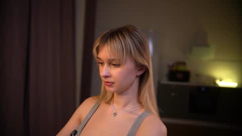 How was your Christmas online show from March 2026 04:35:01 PM