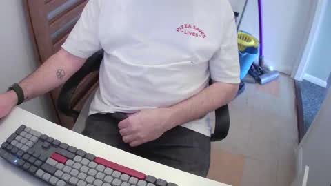 Snapshot of essex_wild chatting on February 2026 10:44:02 AM Morph online show from February 2026 10:44:02 AM