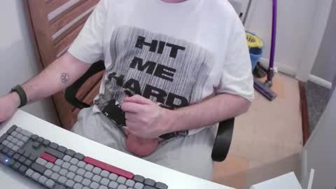 Snapshot of essex_wild chatting on February 2026 09:57:02 PM Morph online show from February 2026 09:57:02 PM